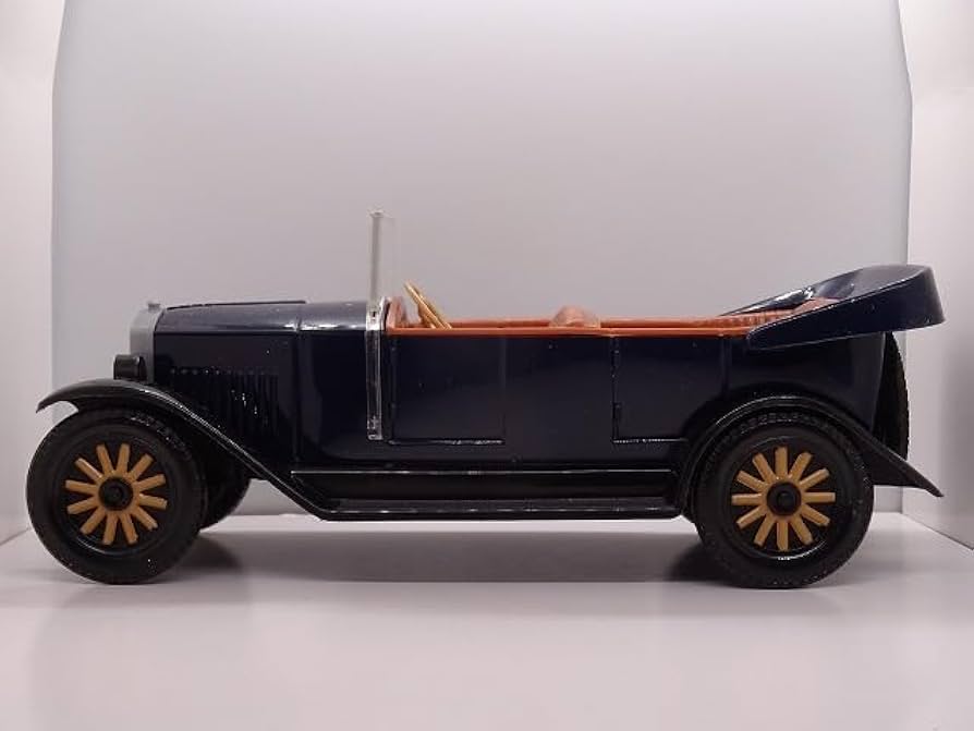Amazon.co.jp: VOLVO JACOB 1927 フィンランド製 ボルボ : おもちゃ